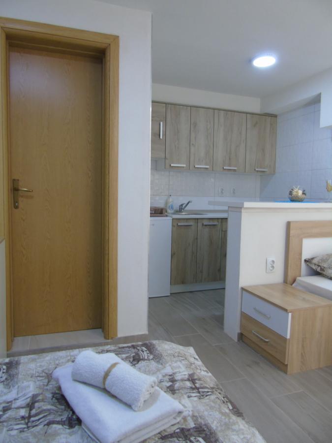 Apartments Marysol Kotor Exteriör bild