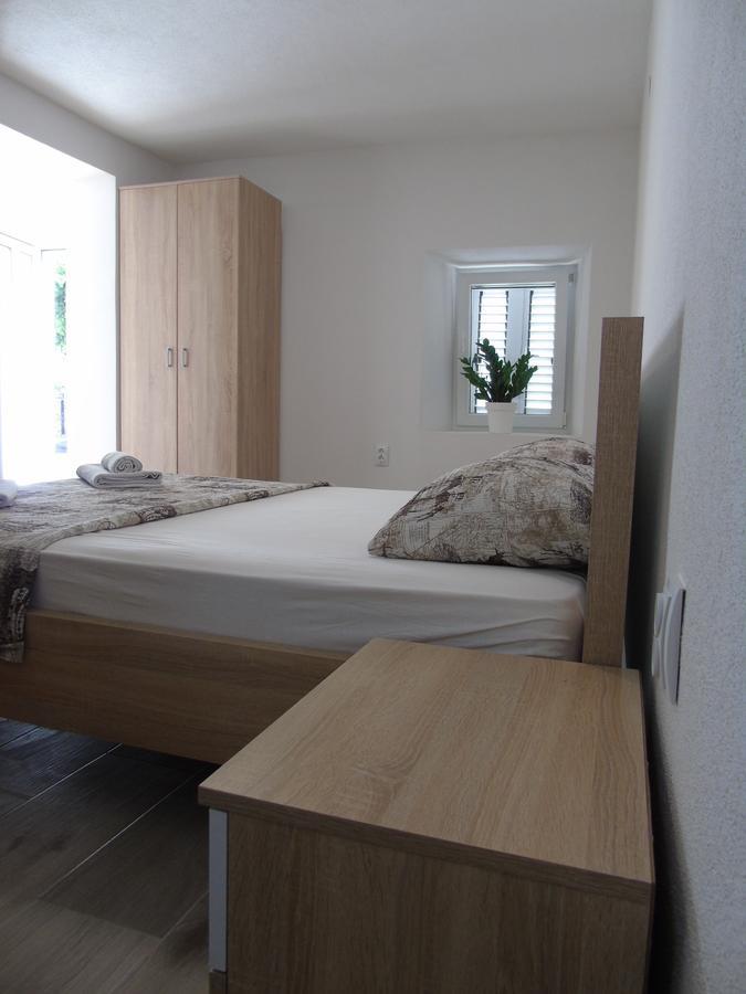Apartments Marysol Kotor Exteriör bild