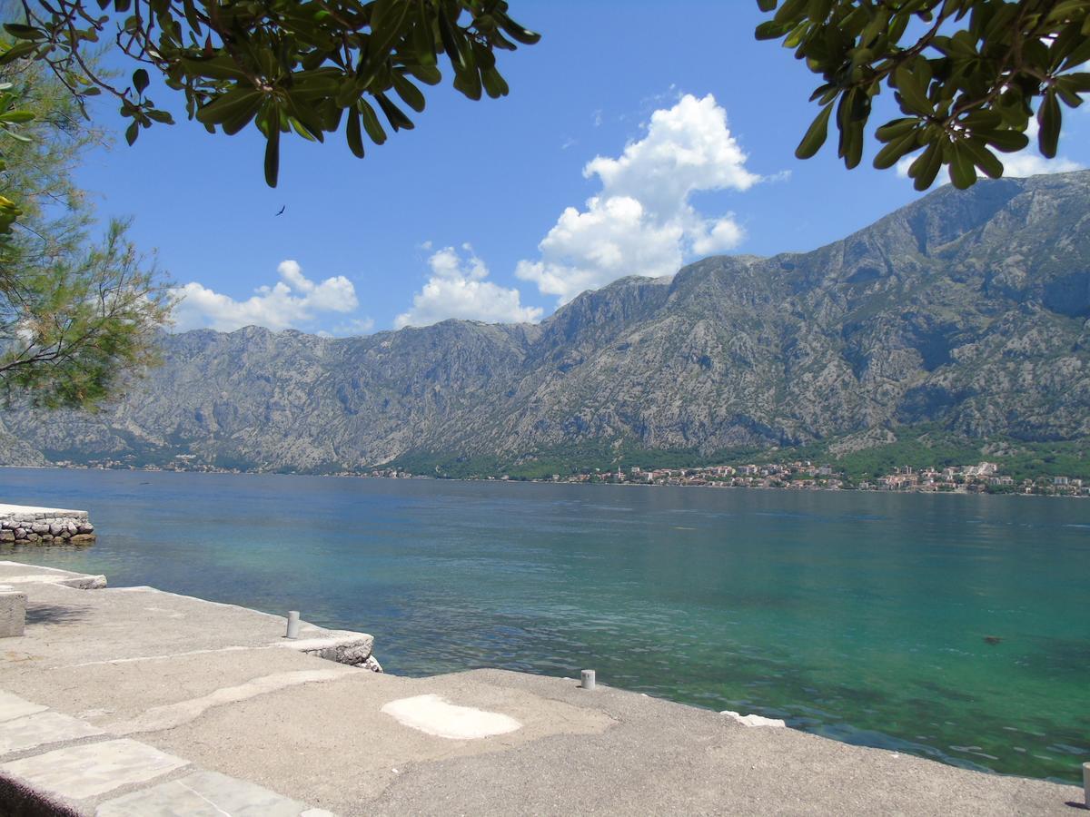Apartments Marysol Kotor Exteriör bild
